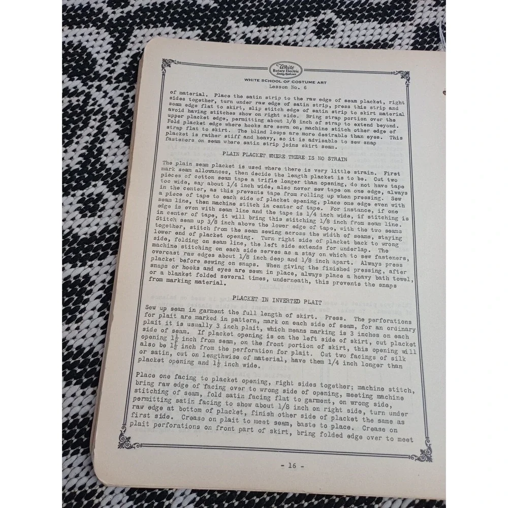 1932  White School Of Costume Art Extension Course Lessons 1-10‎ White Sewing